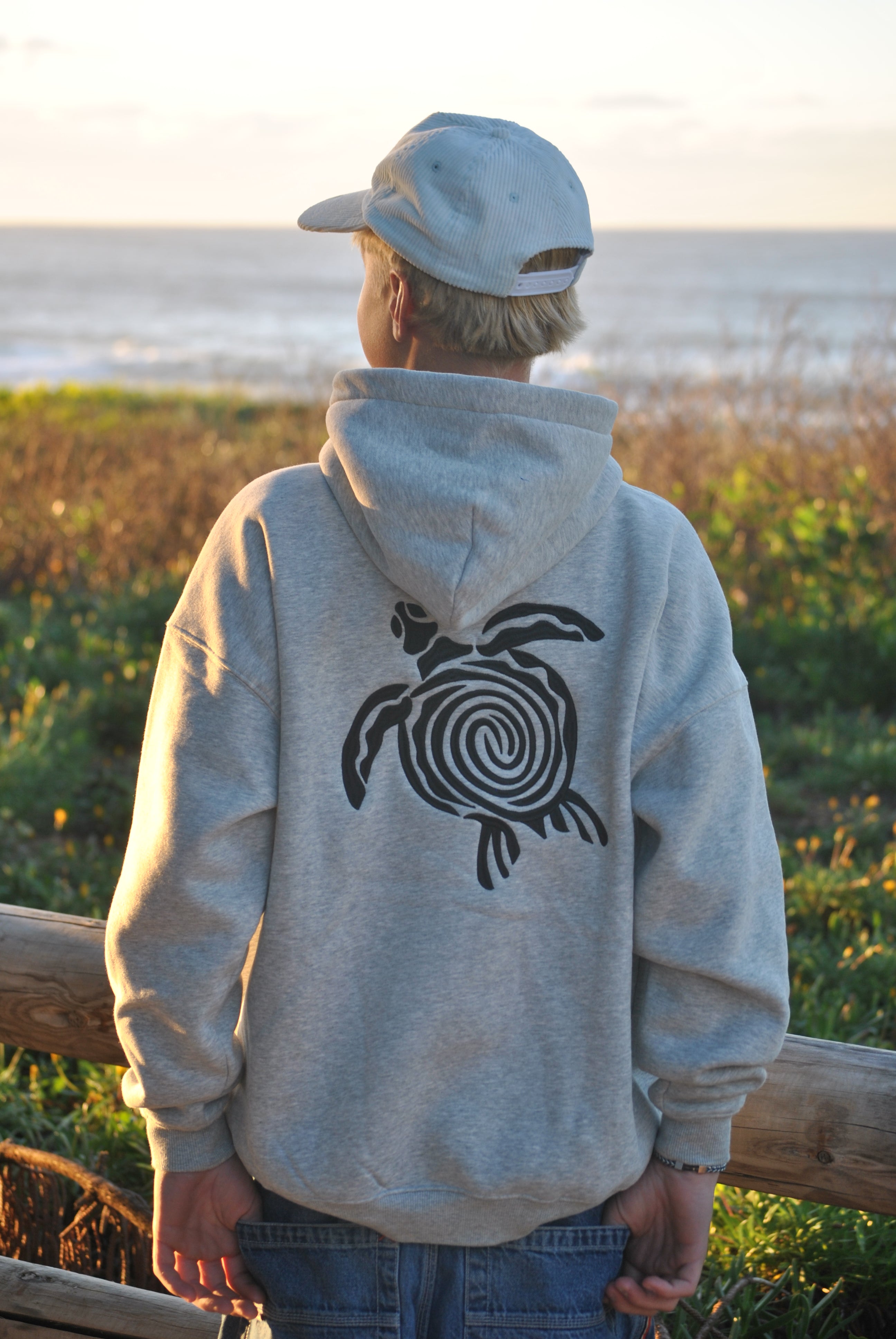 Saltysurf Co. Coastal Turtle Hoodie {grey}